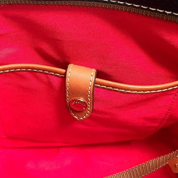 Dooney & Bourke Borsa Lexington Small In Pelle Pebble Grain: Borse A Tracolla Casual Donna Con Tasche, Cerniera E Piedini, Colore Marrone
